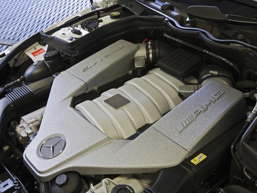  Mercedes-Benz C63 AMG 2008 года  (AU) (фото 10 из 23)